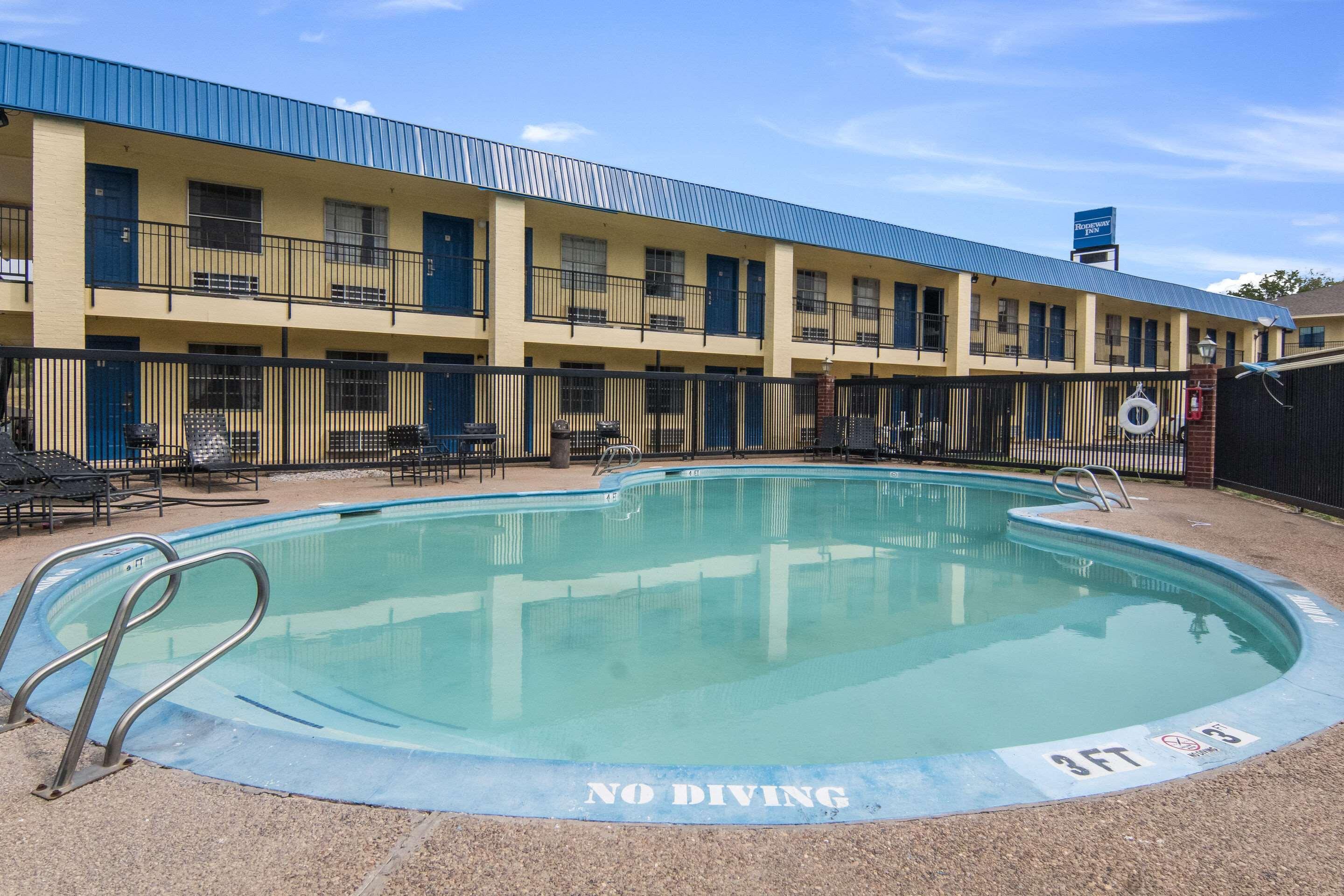 Rodeway Inn Weatherford Buitenkant foto
